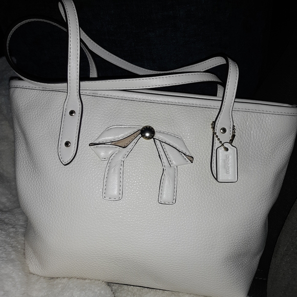 Coach Handbags - Coach mini bow leather handbag no.A1892-F28988